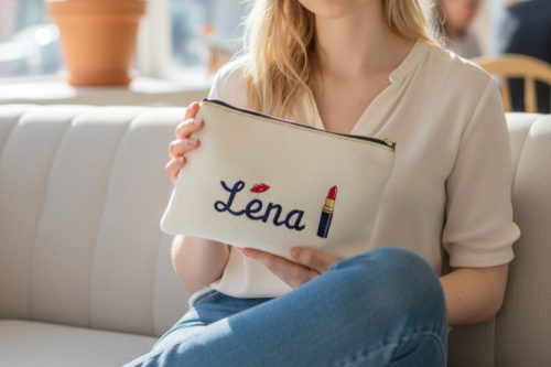 Trousse de maquillage brodée